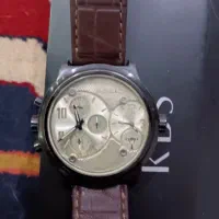 ساعت پلیس اصلی|ساعت|شیراز, کوشک میدان|دیوار