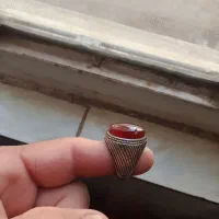 انگشتر عقیق قرمز