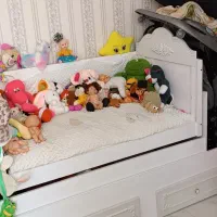 کمد تخت گهواره‌ای و نوجوان و دراور سالم