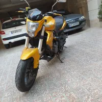 بنلی ۳۰۰ مدل ۹۶