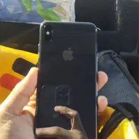 Xs maxلاکاغذی
