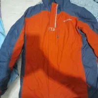 کاپشن واسیوشرت که دوتکست Columbia