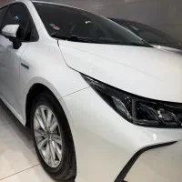 تویوتا کرولا ۱۸۰۰ هیبرید