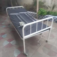 تخت بیمارستانی دوشکن