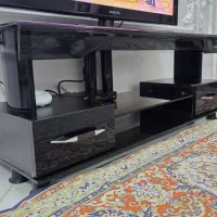 تلویزیون پلاسما سامسونگ 43اینچ با میز شیشه ای