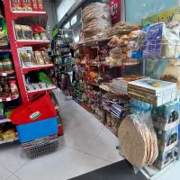 یک نفر آقا جهت کار در سوپرمارکتی موادغذایی