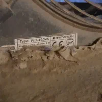 تجهیزات و قفس مرغ تخمگذار