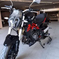 بنلی 300 کم کار