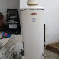 با سلام آبگرمکن ایستاده مارک دونار