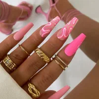 دستیار ناخن