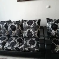 مبل ومیز وجلو مبلی