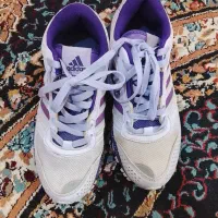 چکمه و کتانی آدیداس|کیف، کفش، کمربند|ایلام, |دیوار