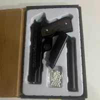 تفنگ کلت بادی|اسباب‌بازی بچه|آمل, |دیوار