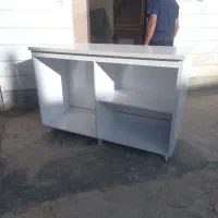 میز|میز تحریر و کامپیوتر|اشترینان, |دیوار