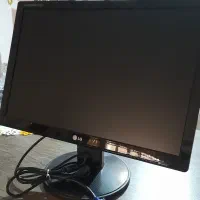 فروش مانیتور در حد نو