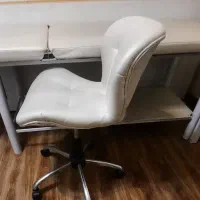 صندلی و تخت