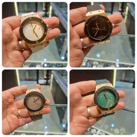 ساعت مچی هابلوت کلاسیک (رنگبندی)