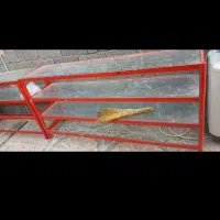 ویترین مغازه ۶ تا
