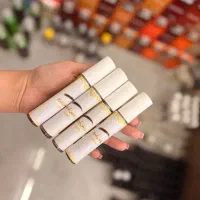 معجزه مژه و ابرو
