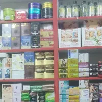 نیاز به یه فروشنده  جوان