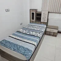 تخت|تخت و سرویس خواب|شیراز, منطقه هوایی شهید دوران|دیوار
