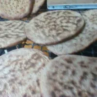 نان خشک تمیز بزبزی و ماشینی