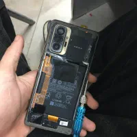 تعمیرات انواع گوشی های اندروید و آیفون