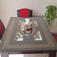 میز۴نفره ی سالم ومرتب