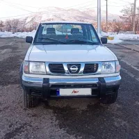 نیسان پیکاب دوکابین