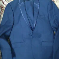 کت وشلوار مردانه|لباس|رشت, باهنر|دیوار