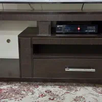میز تلویزیون در حد نو
