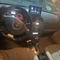 مگان ۲۰۰۰ اتومات