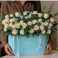 باکس خواستگاری با گل رز سفید