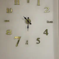 ساعت دیواری