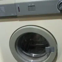 ماشین لباستشویی