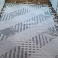 فرش آشپزخانه درحد نو زدگی و سوختگی نداره