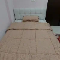 تخت خواب یک و نیم نفره