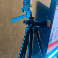 سه پایه دوربین یا گوشی