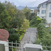 ویلا ۴ خواب جنگلی داخل شهرک در متل قو