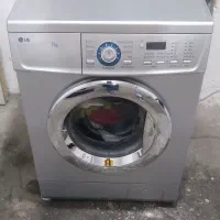 ماشین لباسشویی ال جی7کیلویی سالم