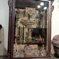 ویترین خاص با چوب راش و تراش های حرفه ای