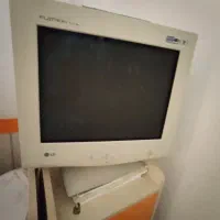 مانیتور قدیمی نسبتا خوب|رایانه رومیزی|قم, کلهری|دیوار