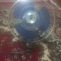 یک عدد پنکه داخل ماشین و ۸ عدد چراغ استریک تریلی