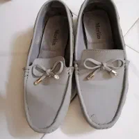 تعدادی کفش زنانه کم کار