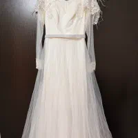 لباس عروس|لباس|فردیس, فردیس|دیوار