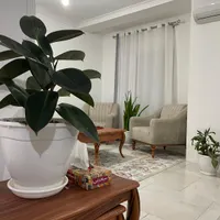 نیروی  جوان خدماتی نظافتی