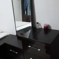 تخت خواب دونفره چوب گردو|تخت و سرویس خواب|رباط‌کریم, نصیرشهر|دیوار