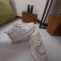 کتونی عروس تمیز سایز ۳۸و۳۹