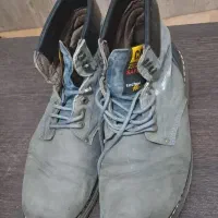 پوتین محکم و کم استفاده شده