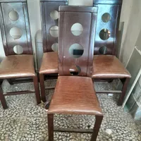صندلی چوبی